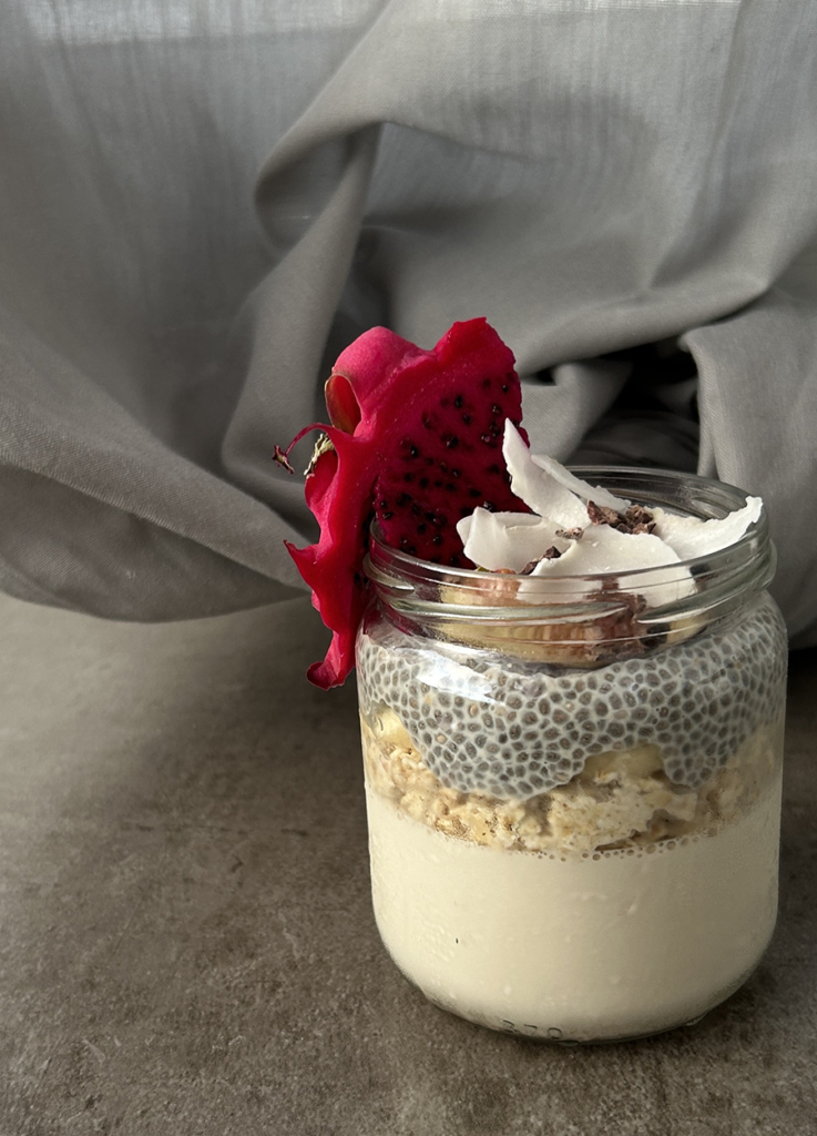 Oat panna cotta chia